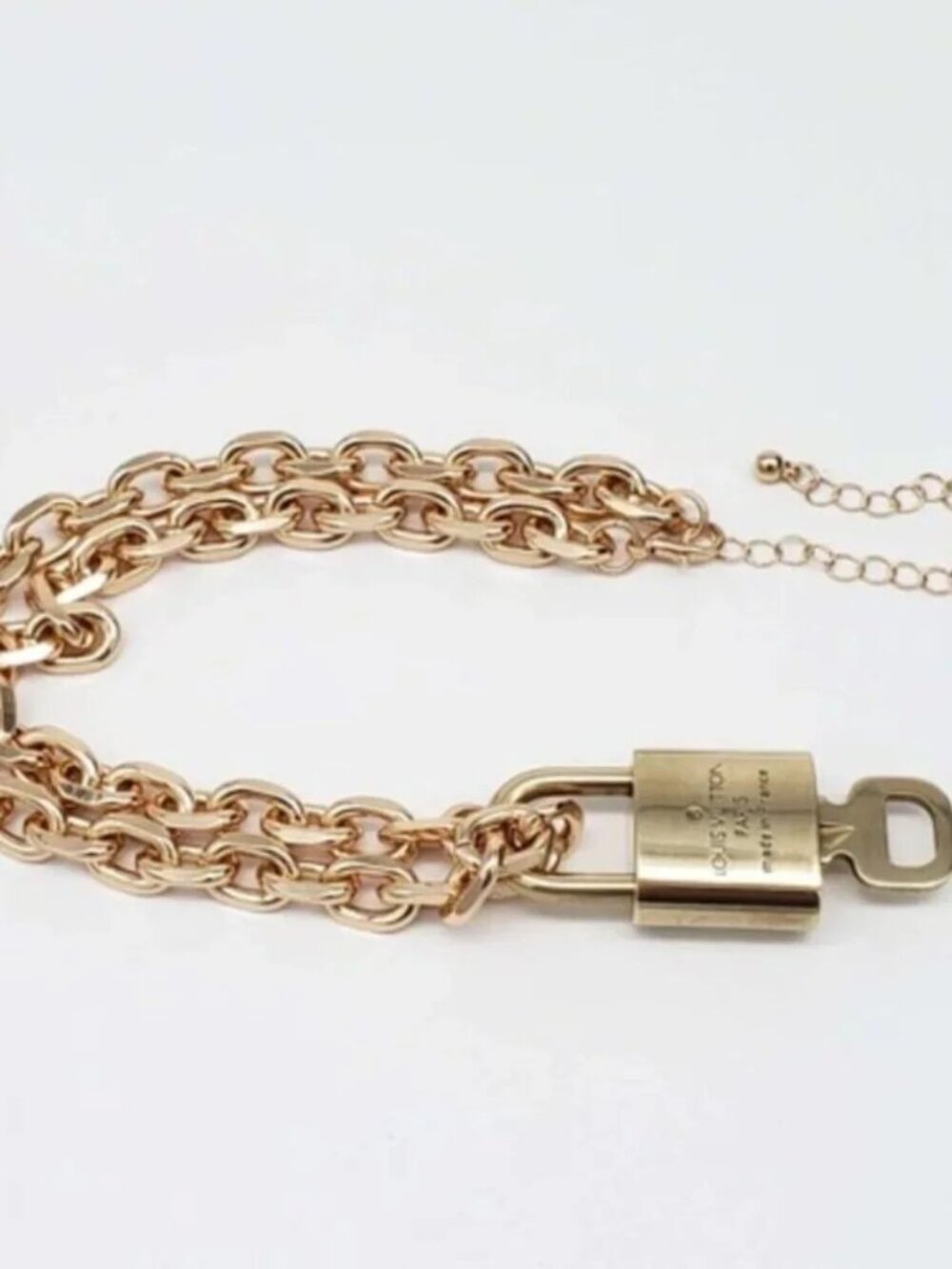 Gold-Plated Necklace with Authentic Louis Vuitton Padlock - Picture 4 of 8